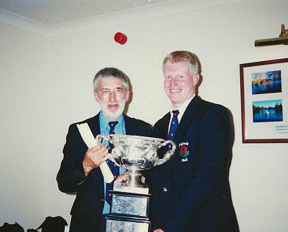 Stephen Thornton (2017) with Richard Finch 2002 winner of the English Amateur Trophy