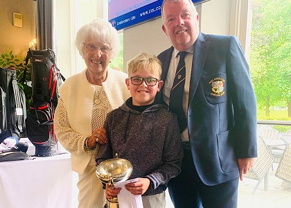 Louis locks up the Junior Order of Merit title
